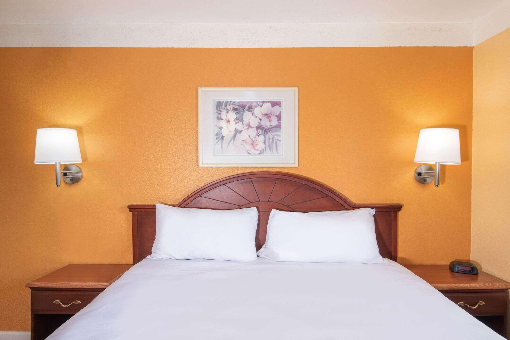 Travelodge By Wyndham Кингман Екстериор снимка