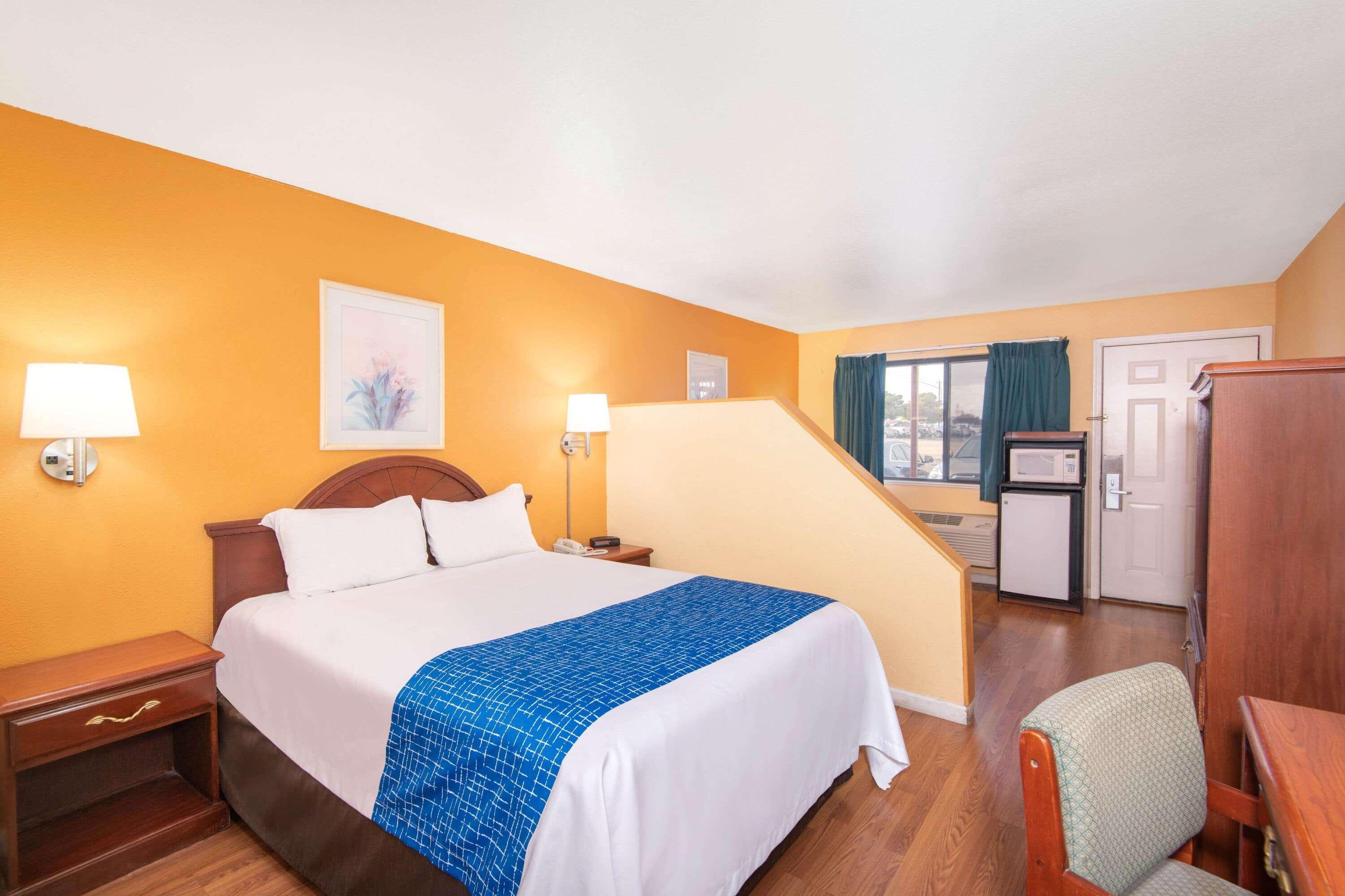 Travelodge By Wyndham Кингман Екстериор снимка
