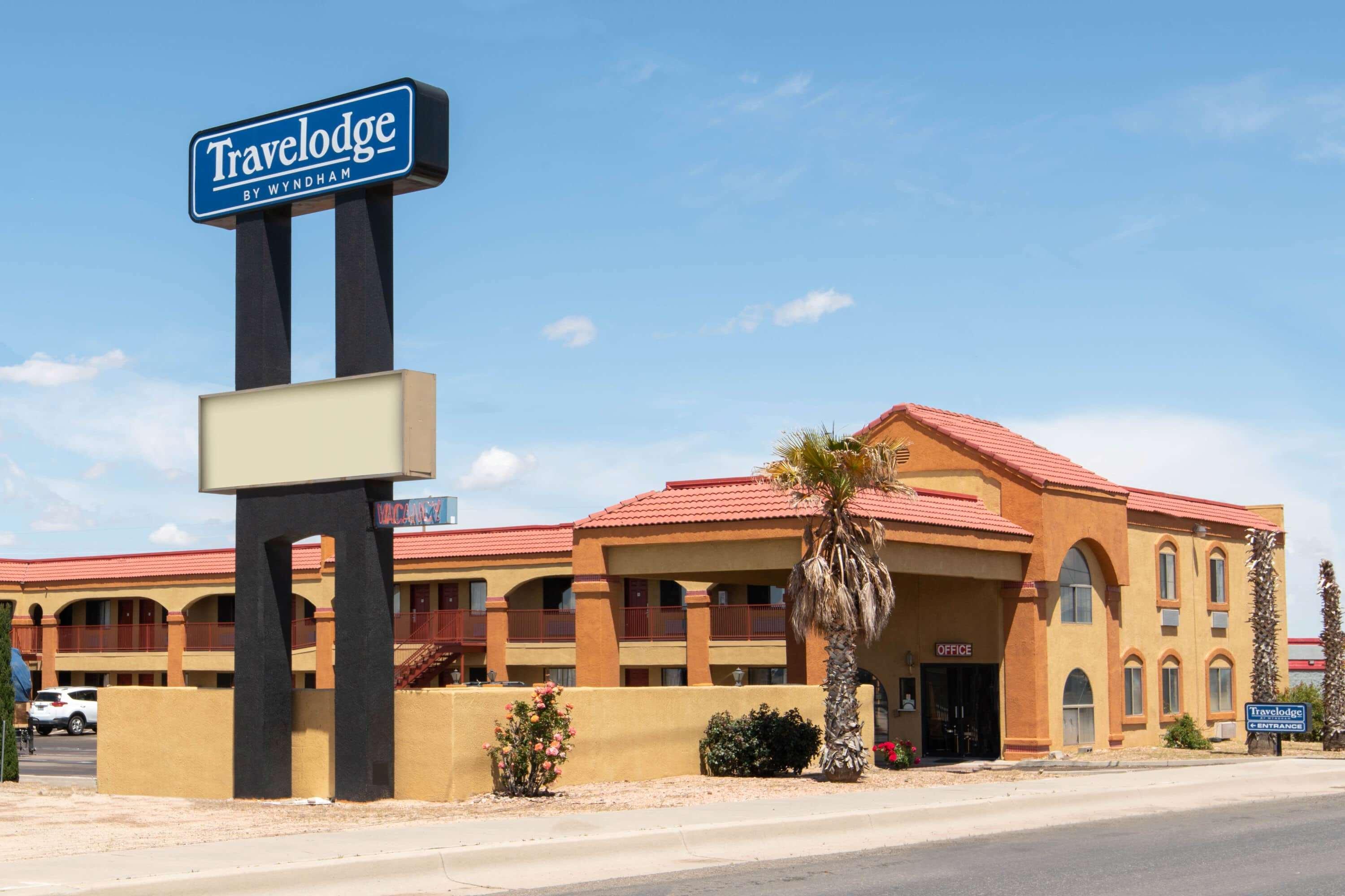 Travelodge By Wyndham Кингман Екстериор снимка