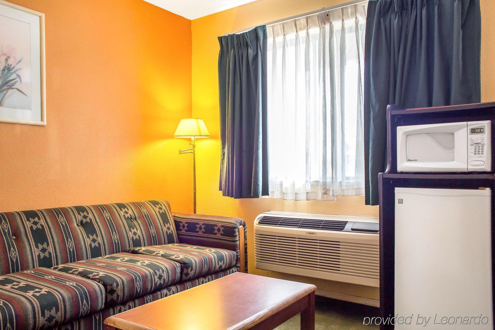 Travelodge By Wyndham Кингман Екстериор снимка